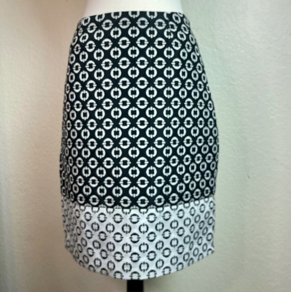 Tailor B. Moss ~ Black/Gray Graphic Print Skirt - Picture 1 of 5